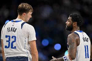 欧文:很感谢弗拉格想帮我分担 但我也告诉他这是我的责任